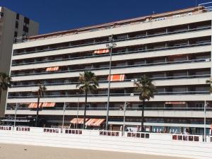 Luxury Oceanfront triplex in Cadiz