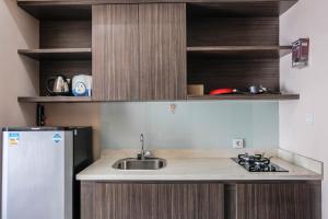 Relaxing and Homey Studio Casa De Parco Apartment By Travelio