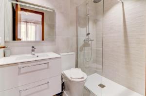 PROMENADE HOLIDAY - PALATIN PROMENADE