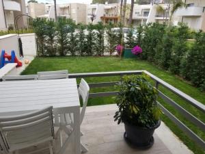 Beach Garden Home, Lalzi Bay