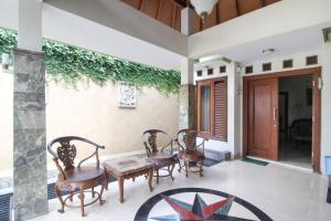 RedDoorz plus @ Tegal Panggung