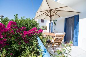 Aquarella-stylish veranda apartment in centre of Poros town Poros-Island Greece