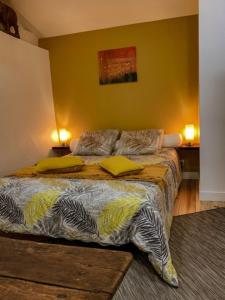 B&B / Chambres d'hotes Aux abris des vents d'anges : Chambre Double - Vue sur Jardin