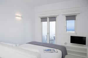 May Seven Suites - Adults Only Santorini Greece