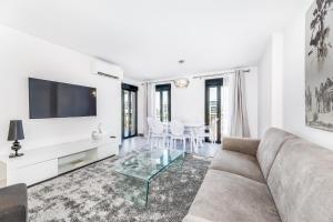 by RIVA - Luxurious, Exclusive 2 Bedroom Apt inside Puerto Banus