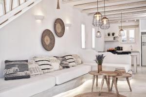 Naxian Utopia | Luxury Villas & Suites