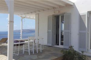 Beautiful View Family House Andros Greece