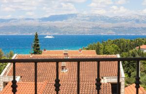 Apartment Ana - 50m from Sea