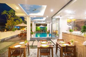 Hoi An Grace River Villa