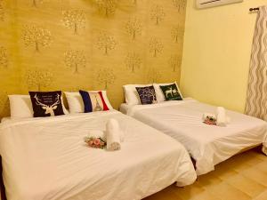 A Famosa Resort sunset 1075 villa 4 bathroom 6 bedroom karaoke bbq snooker