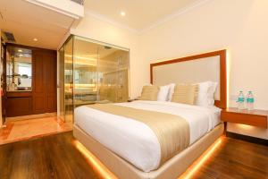 Hotel The Royal Plaza