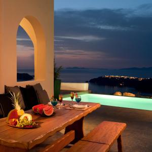 Avaton Resort And Spa Santorini Greece