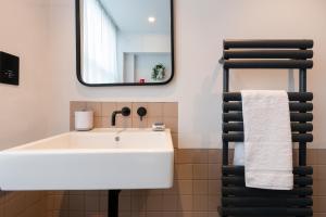 Crashpads Shoreditch Apartments - The Club Row Collection