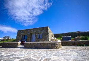 One-Bedroom Apartment with Sea View & Outdoor Jacuzzi