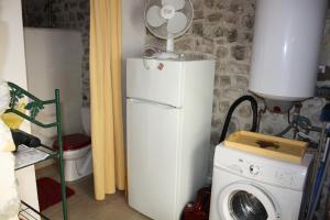 gîte jaune Ardèche LAvventura