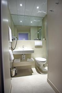 Hotels Hotel Vacances Bleues Royal Westminster : photos des chambres