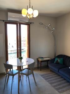 Le Petit Bijou Sete, quatre appartements au centre ville, trois avec vue canal : photos des chambres