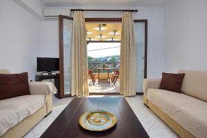 Esperides Maisonettes Alonissos Greece