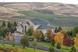 Cameo Heights Mansion and The Vine Fine Dining Restaurant