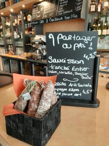 Appart'hotels Les 3 Cailloux Bar Restaurant : photos des chambres