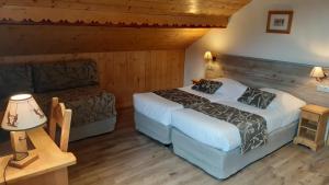 Hotels Logis Hotel & Spa Beau-Site : photos des chambres