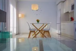 Domus Apartamentos Granada con parking gratuito en pleno centro - Granada