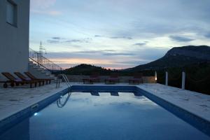 Villa Anabella peaceful holiday home with pool 
