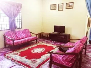 Homestay Bandar Pekan - musleem preferred - Pekan