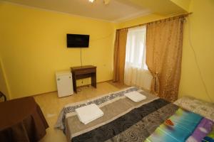Standard Twin Room room in Aleandr Hotel