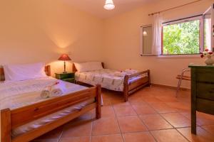 Dina Apartments in Kalamitsi Lefkada Greece