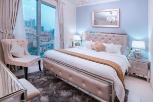 Elite Royal Apartment - Full Burj Khalifa & Fountain View - 2 bedrooms and 1 open bedroom without partition