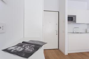 Meravigli 16 - Apt B - Duomo City Center Elegant Apartment