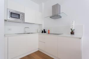 Meravigli 16 - Apt B - Duomo City Center Elegant Apartment