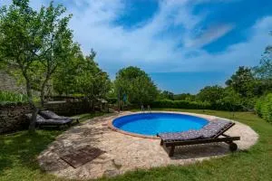 Village Family House Ranka - 泽敏