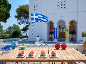 Patriarca Sifnos Greece