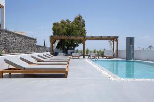 June Twenty Suites Santorini Greece