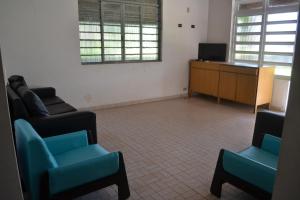 0013.00 - Maranduba - Casa - 3 Dormitórios - 16 Pessoas - 1 Quadra do Mar Do Mar