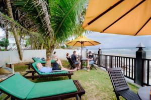 Tharanga Surfing Villa