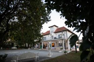 Pension Villa Strampelli Pomezia Italien