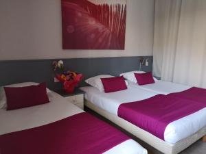 Hotels Atoll Hotel restaurant : Chambre Triple