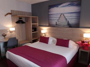 Hotels Atoll Hotel restaurant : photos des chambres