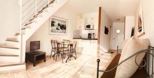 Appart'hotels APPART HOTEL MON CALME : photos des chambres