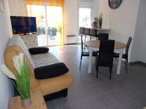 Appartements T2 50m2 entierement neuf : photos des chambres