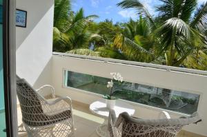 Beautiful Apartment in Front of the Ocean and Pool