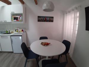 Sea Apartment Carera