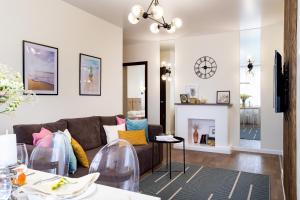 New 2 bedrooms apartment in the city center!