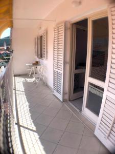 One bedroom Apartment 500m from the beach