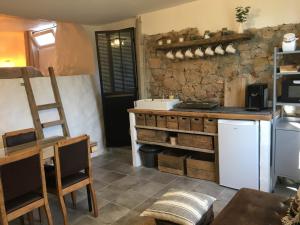 Maisonnette cosy avec jardin privé au calme