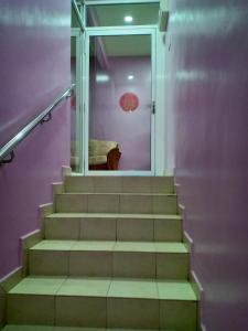 Purple TownHouse 9pax 3R2B Wifi
