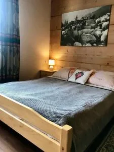 乌亚斯卡家庭式旅馆 - Zab